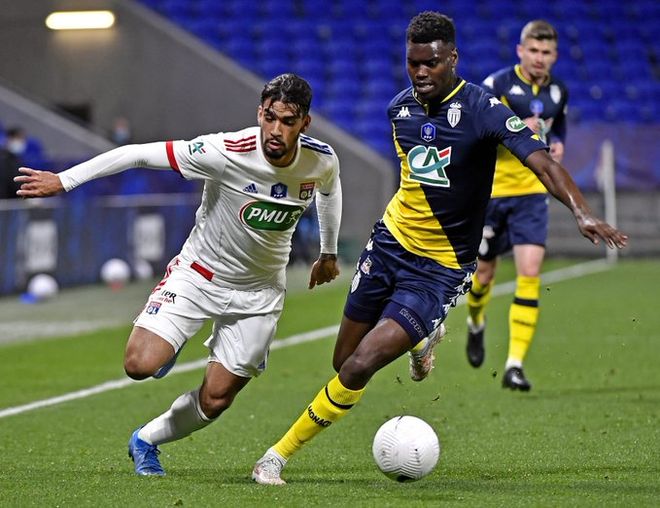 多米体育官网- 离谱！阿斯顿维拉队长鼓劲备战法国杯清晨巴塞罗那遗憾出局，莱万多夫斯基在老鹰比赛中刷新纪录