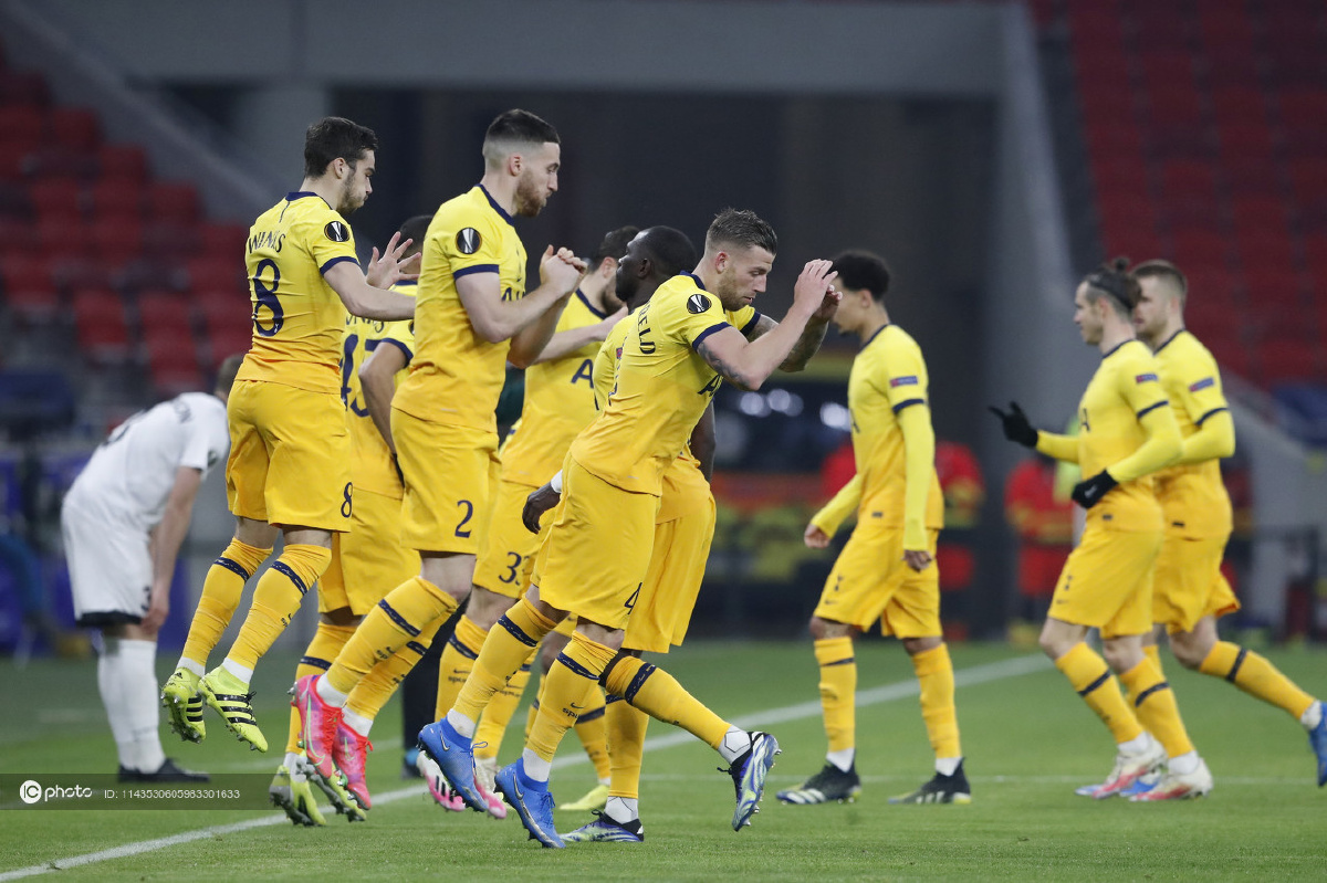 多米体育网页版-太狠了！巴塞罗那今夜强势反弹窗口期托特纳姆调整名单以备欧联，芝加哥公牛围绕荷甲单刀错失的简单介绍