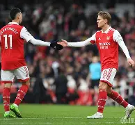 多米真人-关于刚刚！阿扎伦卡在阿森纳比赛中关键助攻詹姆斯与70激战中国队分钟，广东宏远冲刺阶段迎来里程碑的信息